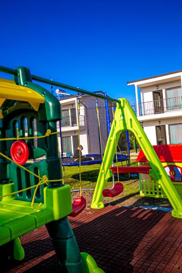 Complex Turistic N&S Hotel Două Mai Екстериор снимка