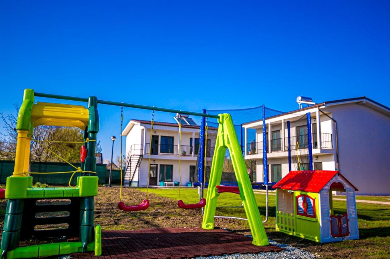 Complex Turistic N&S Hotel Două Mai Екстериор снимка